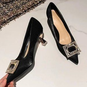 Fine heel temperament pointed single shoes
